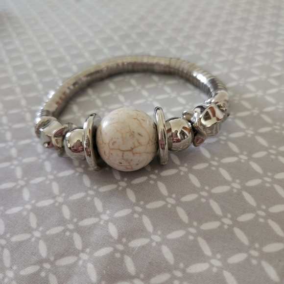 Bracelet Jewelry bundle 9 Bracelets - Picture 7 of 10